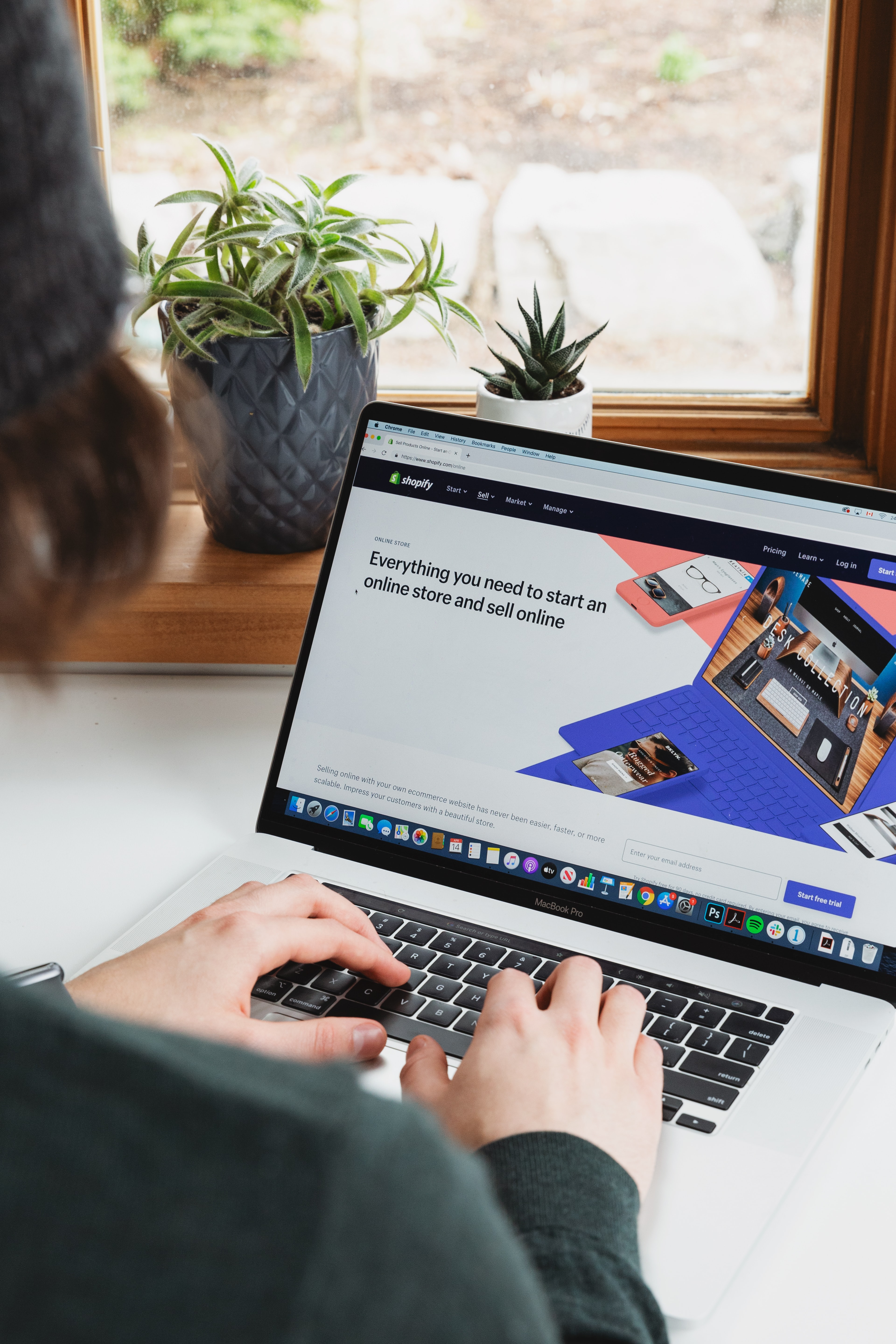 SkuNexus seamlessly integrates with Shopify for eCommerce order management, inventory accuracy and process optimization.